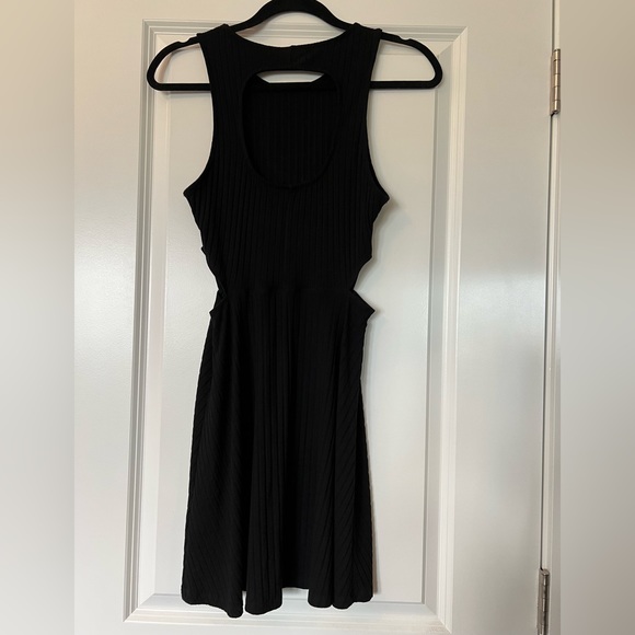 Garage Cut Out Black Dress - Picture 4 of 5